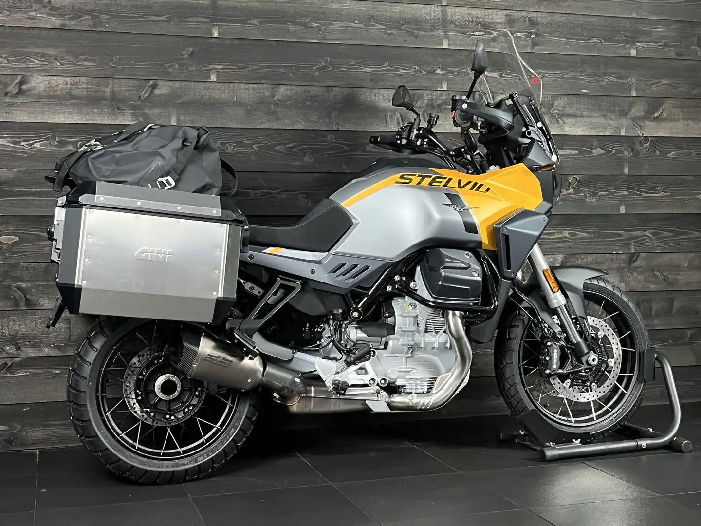 Moto Guzzi V 100 STELVIO TRAVEL - 2