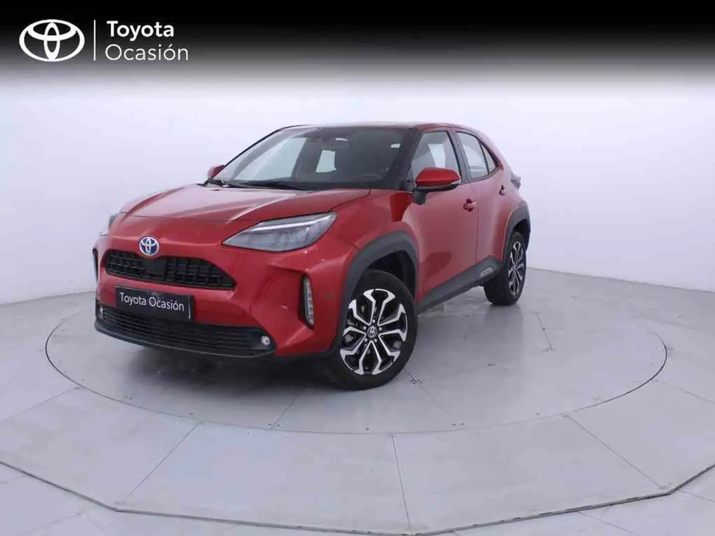 Toyota Yaris Cross 120H Active Tech Rojo - 1