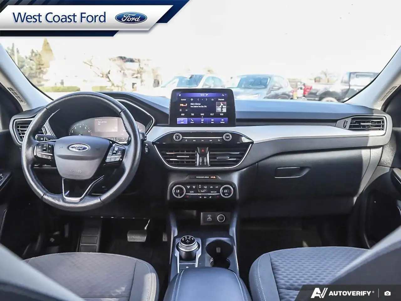 Ford Escape снимка Ford Escape