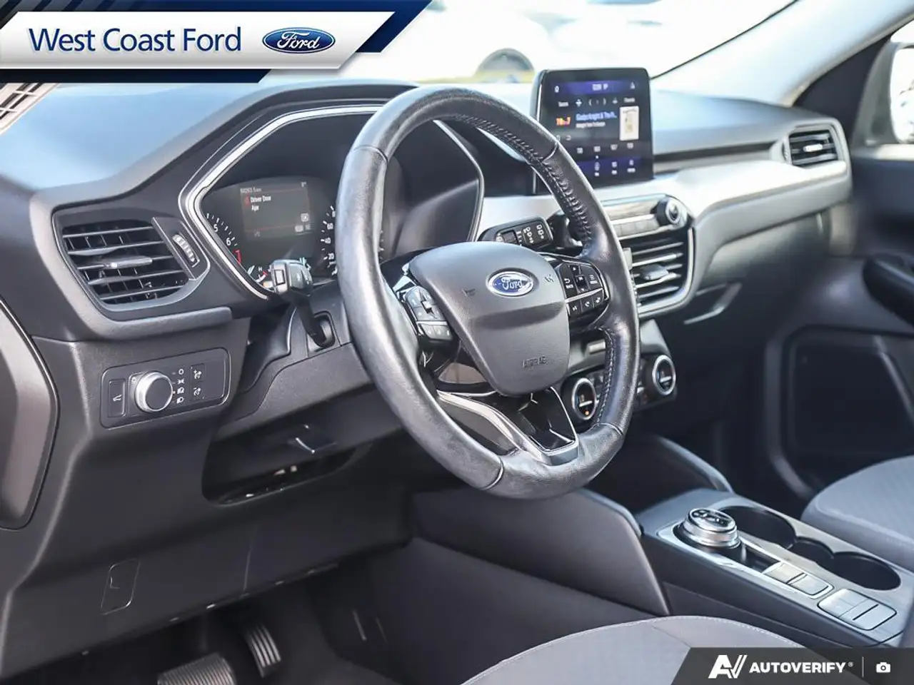 Ford Escape снимка Ford Escape
