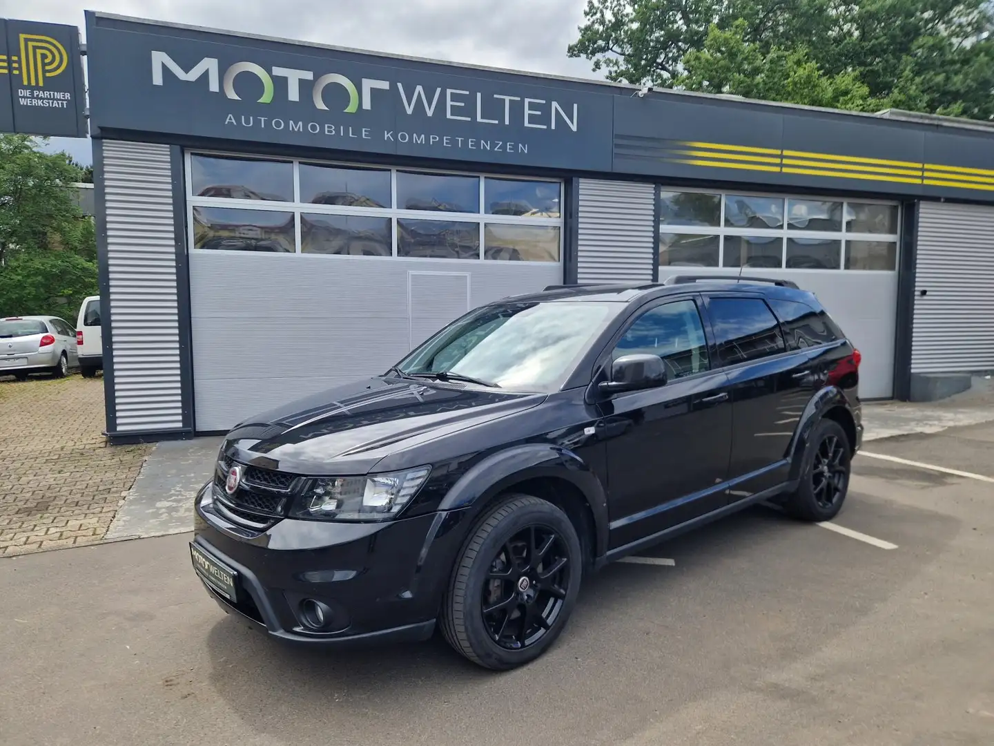 Fiat Freemont 2,0 Multijet 16V Black Code 4WD 2.0 Multijet 16V E - 1