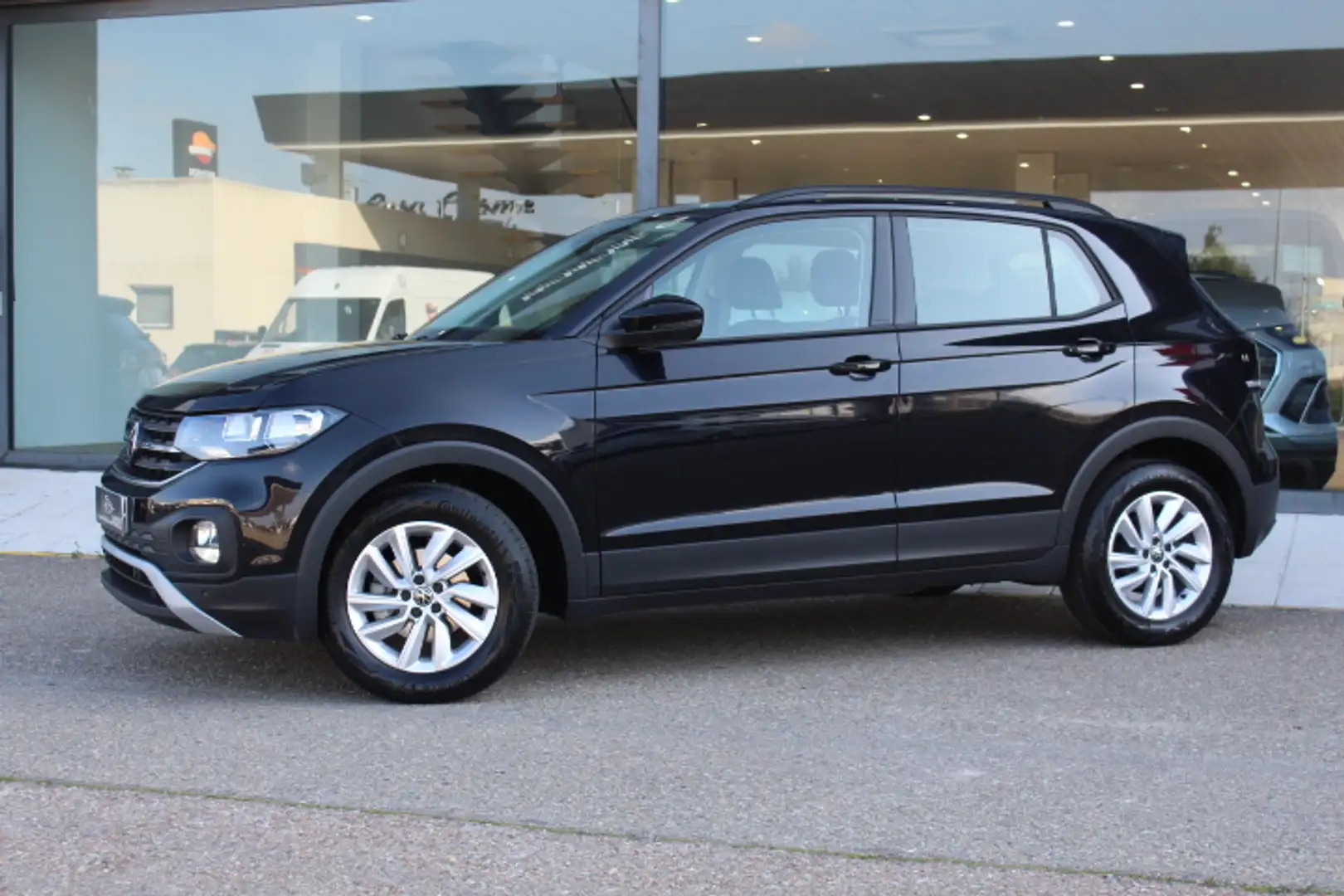Volkswagen T-Cross 1.0 TSI Advance Negro - 2