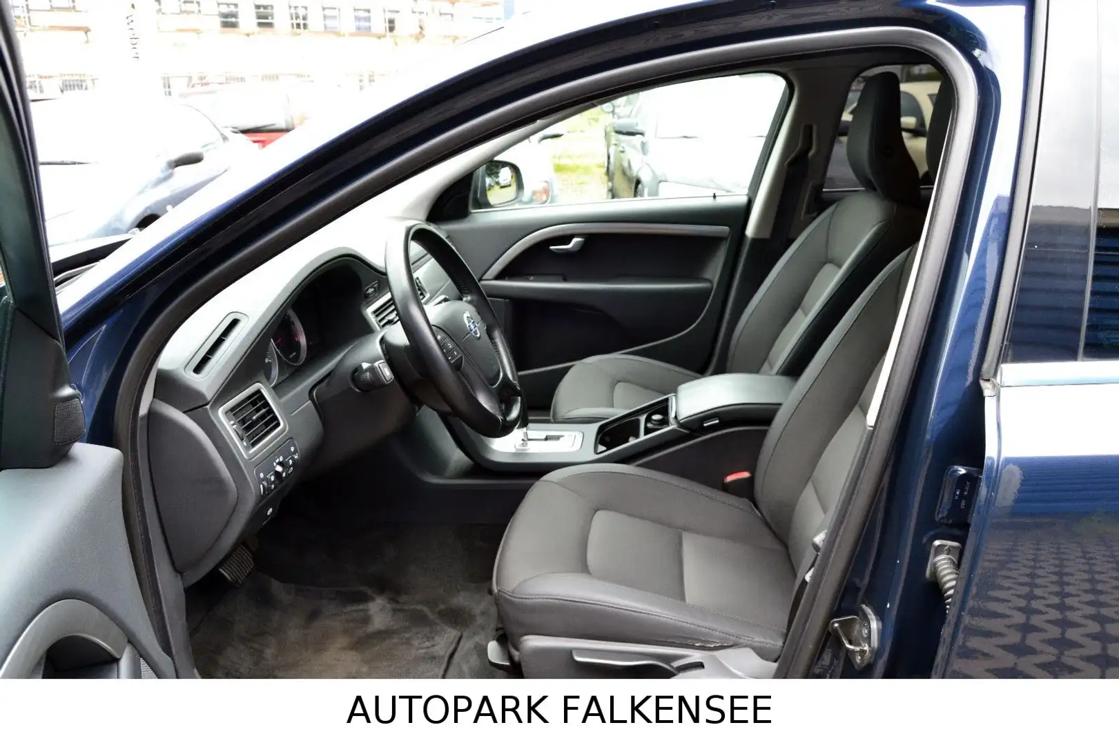 Volvo V70 III 2.0T KOMBI AUTOMATIK+KLIMA+EURO+SAUBER Bleu - 2