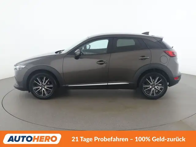 Mazda CX-3 view 3