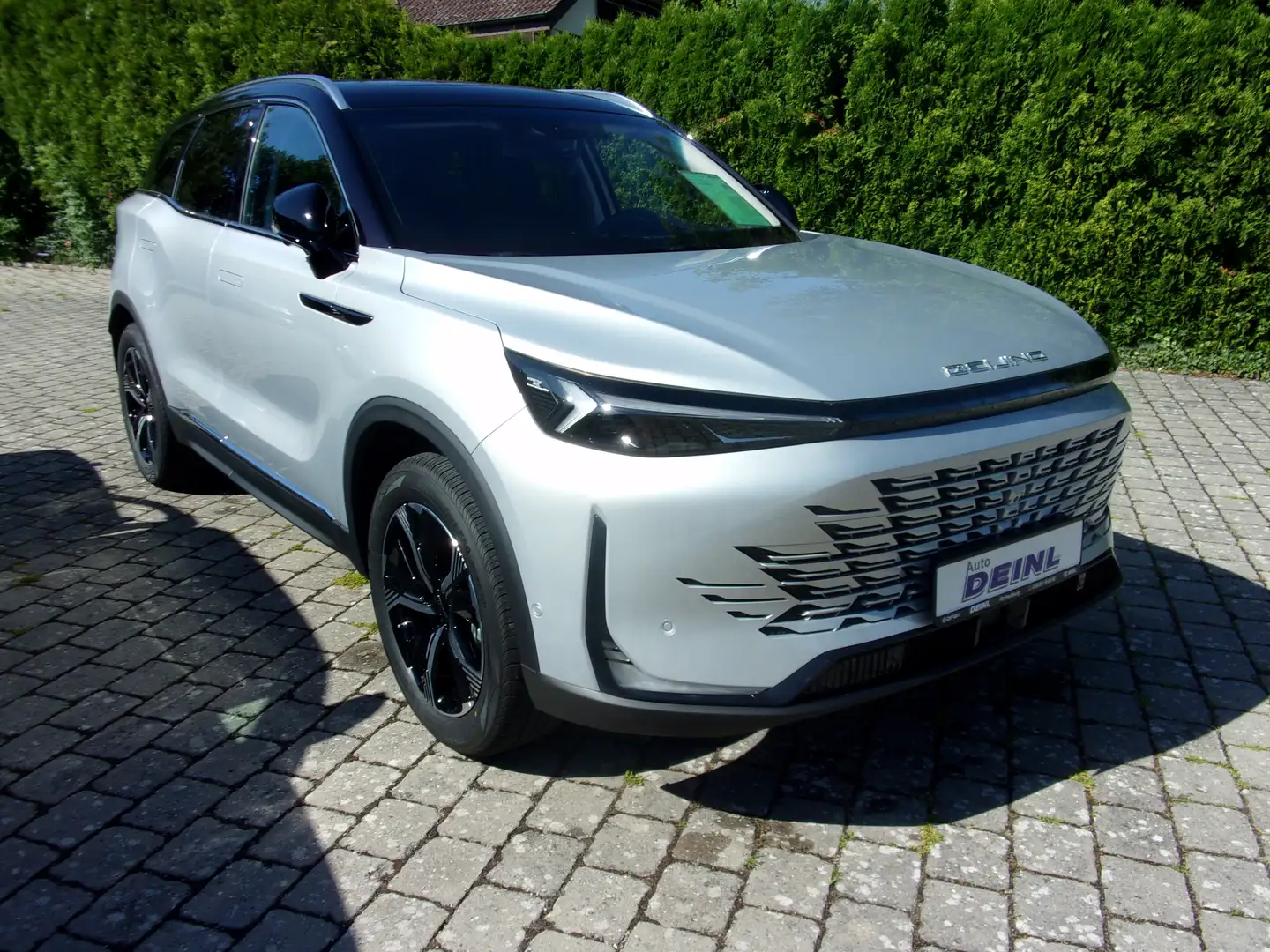 BAIC Beijing X75 Plateado - 1