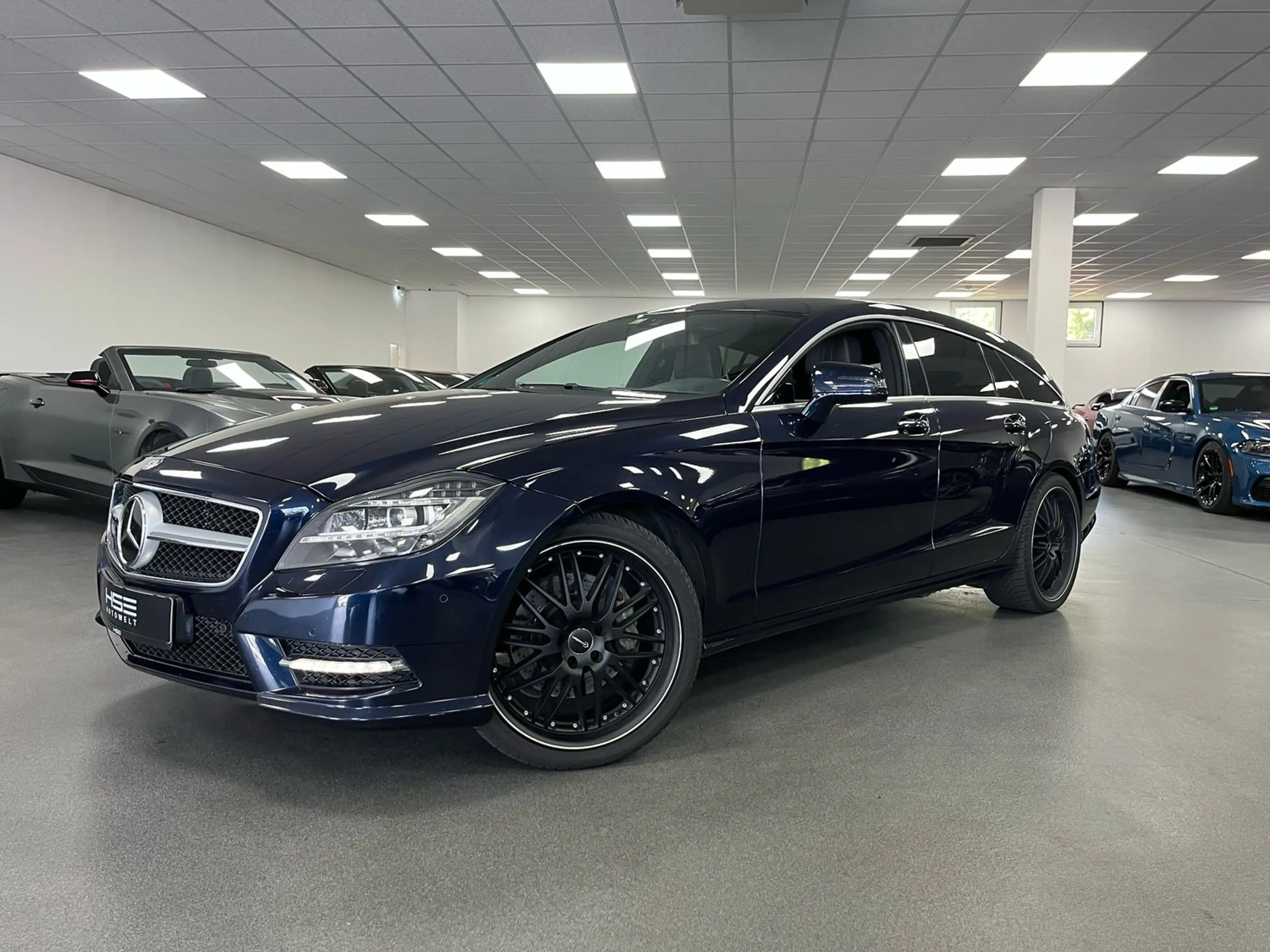 Mercedes-Benz CLS 350 BlueEfficiency SHZ/Scheckheft/8-Fach/Deutsch/Navi — photo 3