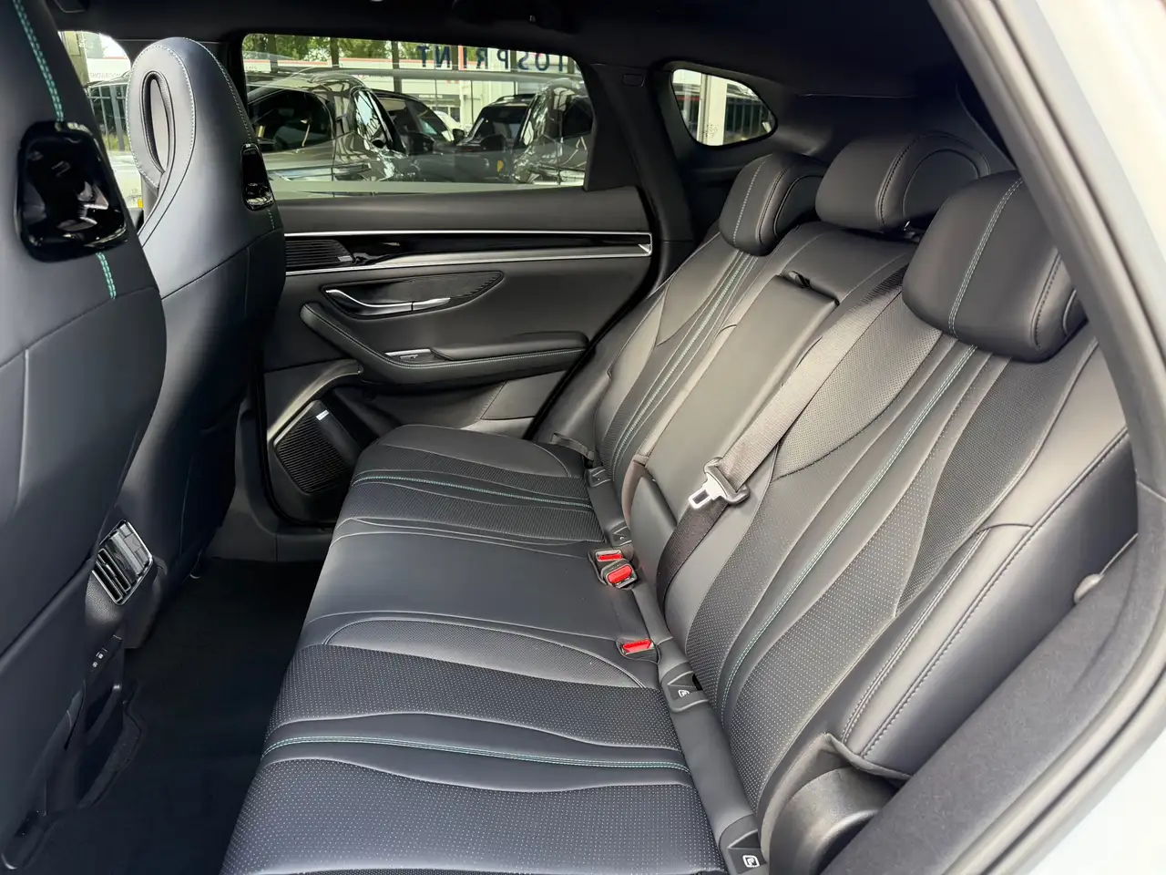 BYD Seal U 40 X OP VOORRAAD IN ALLE KLEUREN GELIJK LEVERBAAR, миниатюра 12