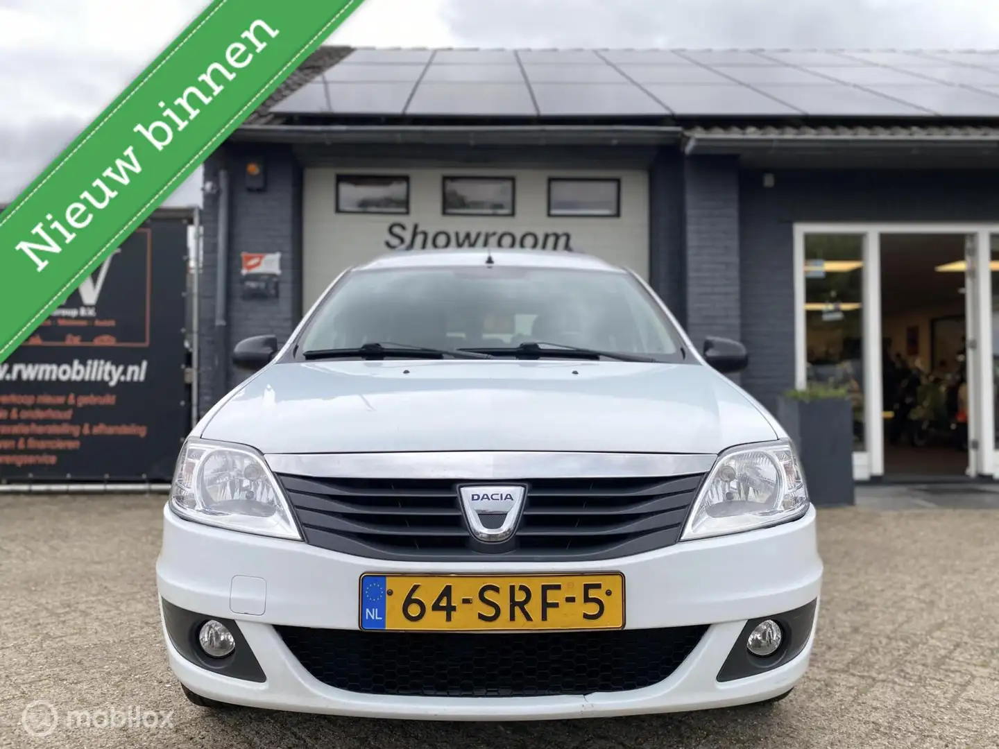 Dacia Logan MCV 1.6 MPI Ambiance, airco, 7 persoons, carplay Bílá - 2