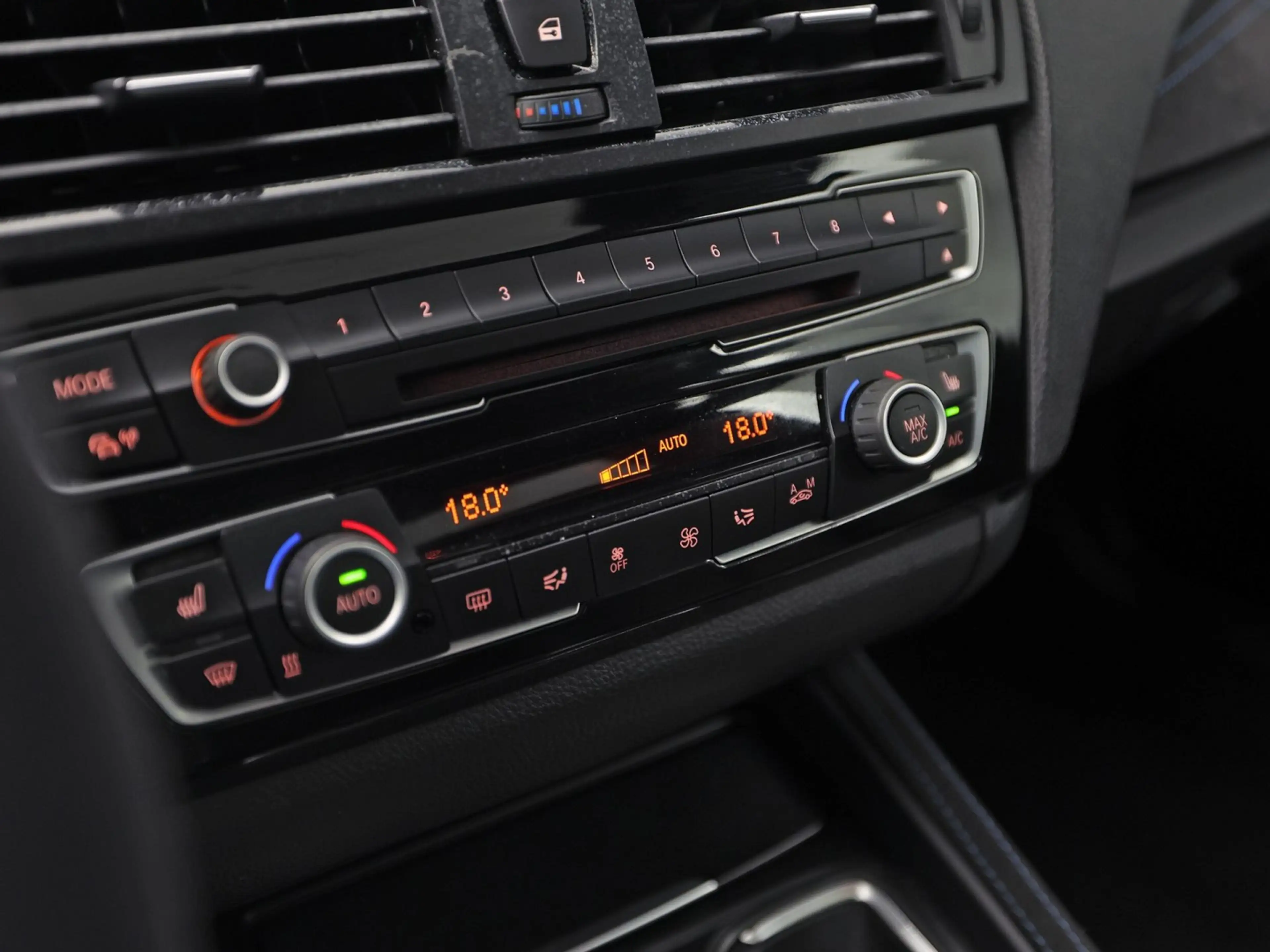 BMW 135 M135 M135i xDrive High Executive Automaat 320Pk (G — photo 9