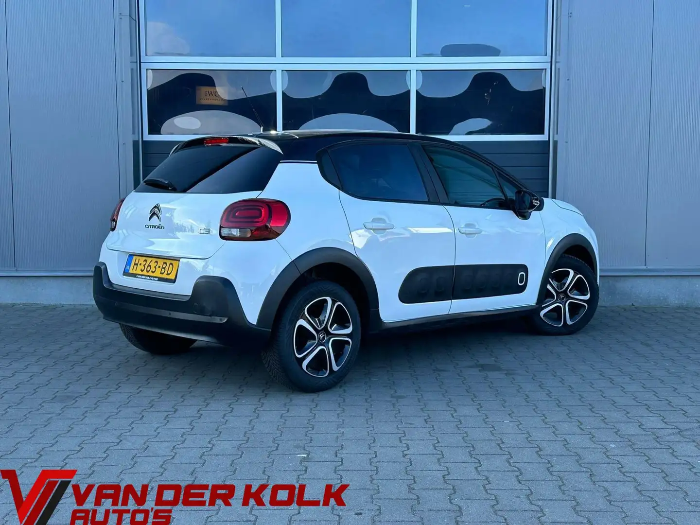 Citroen C3 1.2 PureTech S&S Feel Nieuwe D-Riem LED CarPlay Na Alb - 2