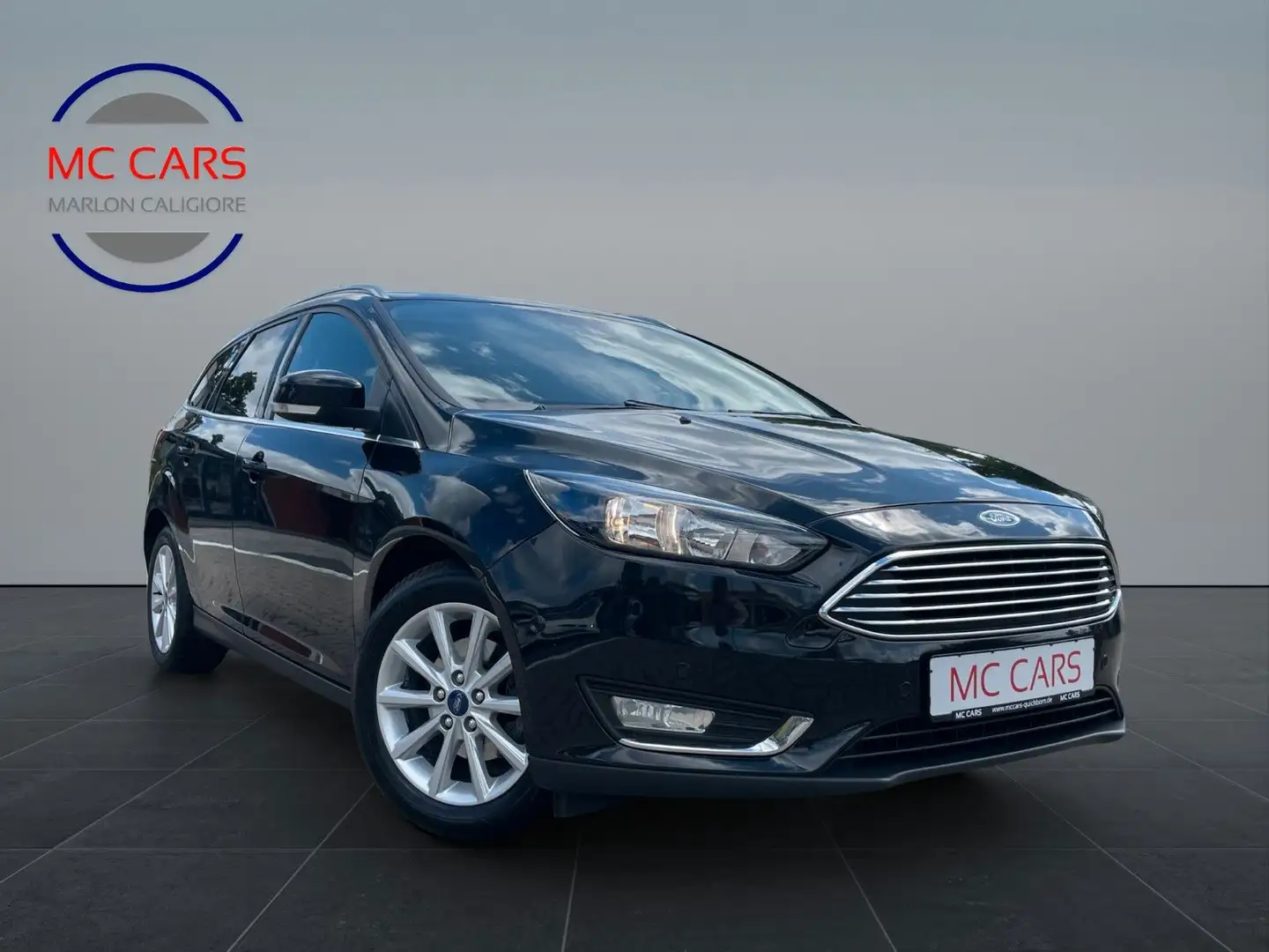 Ford Focus Turnier Titanium aus 2.Hand! Negro - 1