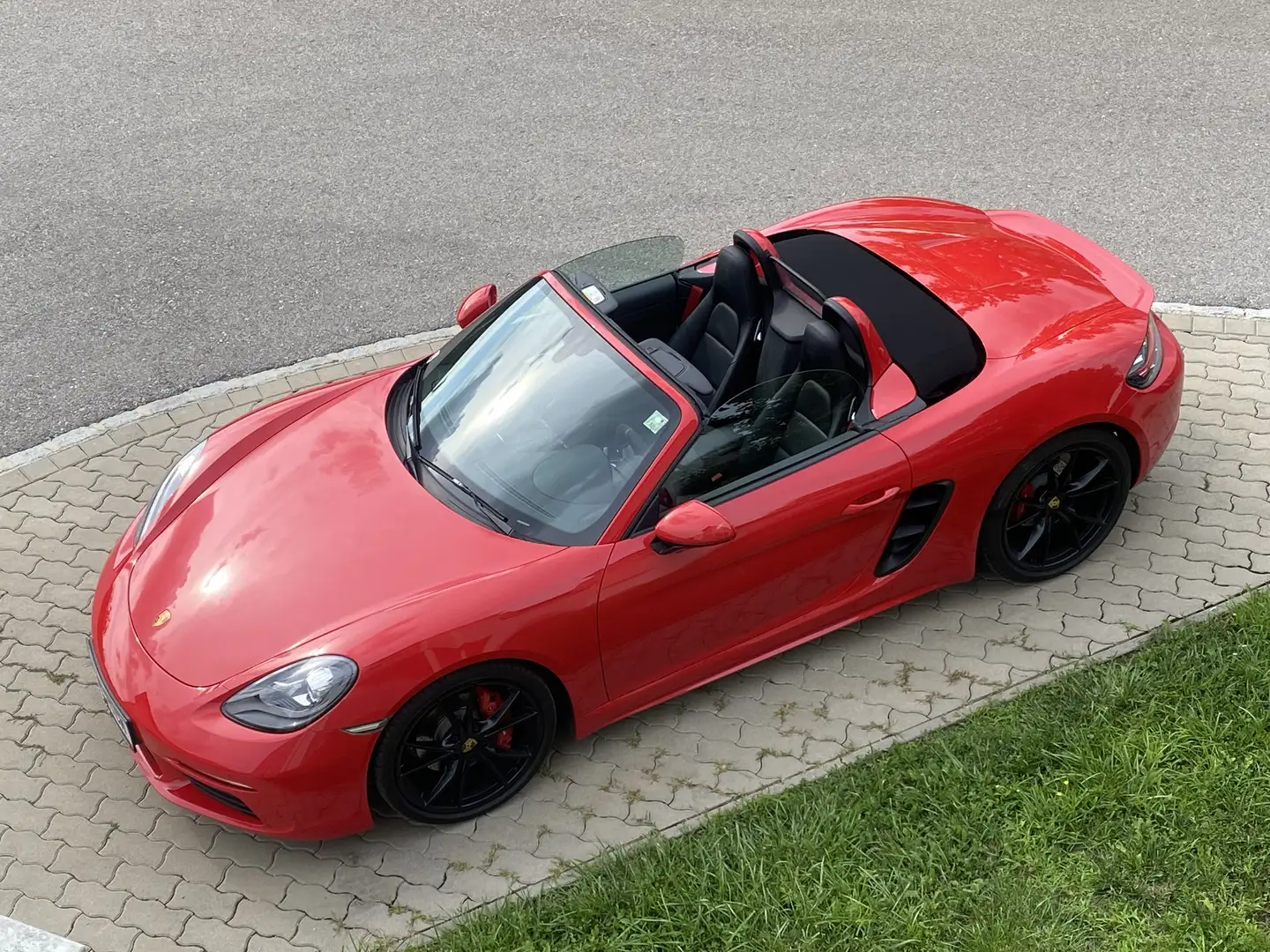 Porsche 718 Boxster S  PDK Rot - 1