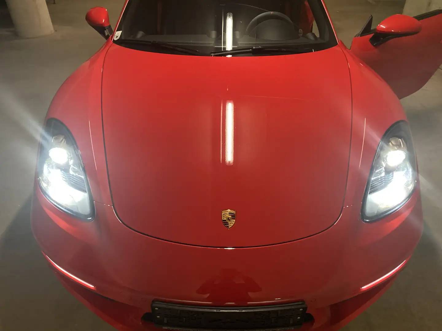 Porsche 718 Boxster S - 1