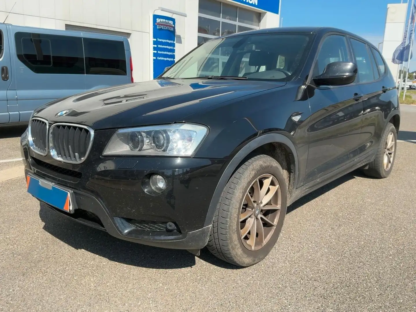 BMW X3 xDrive 20 d*Automatik*AHK*PDC*Bi-Xenon*1.Hand Schwarz - 1