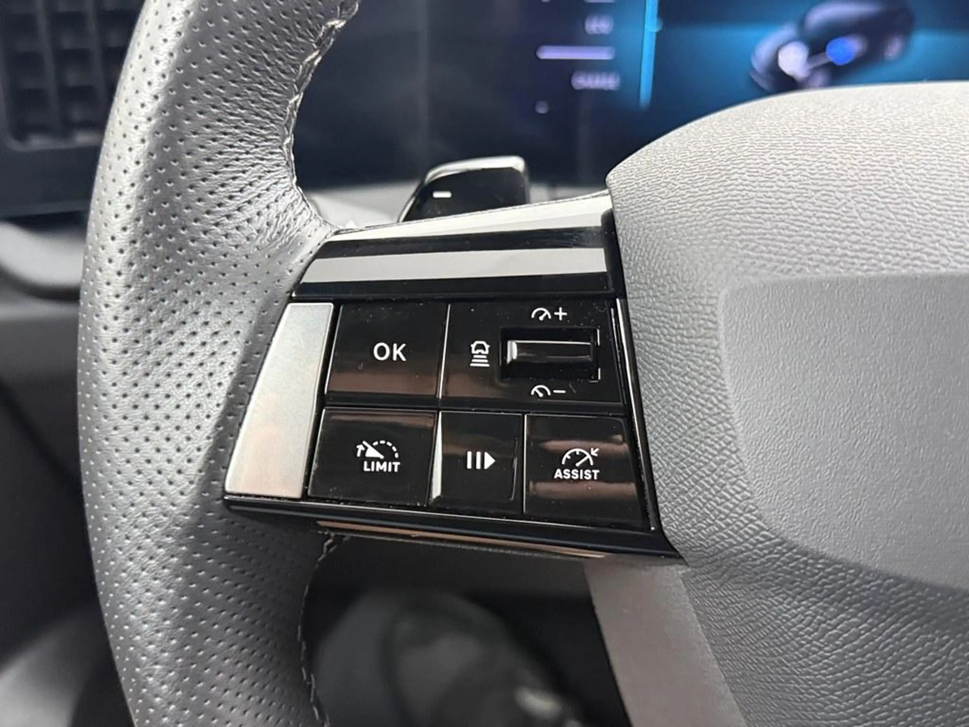 Opel Astra Sports Tourer 1.2 Turbo 145pk Hybrid GS Pano/Alcan — photo 8