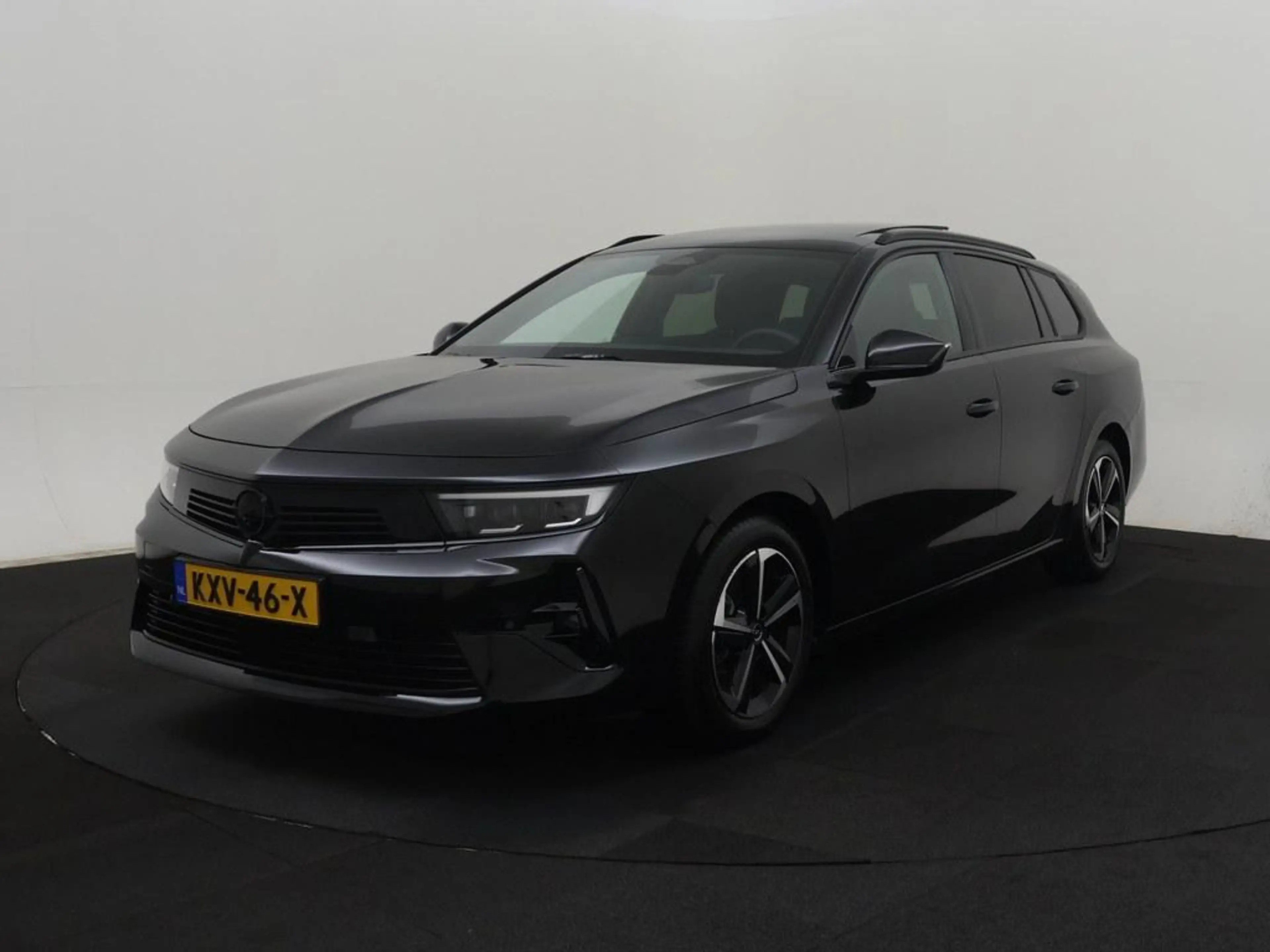 Opel Astra Sports Tourer 1.2 Turbo 145pk Hybrid GS Pano/Alcan — photo 24