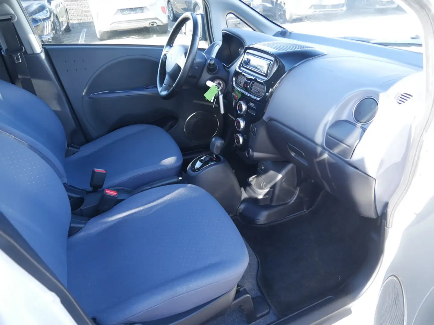 Peugeot iOn KLIMAAUTOMATIK Weiß - 2