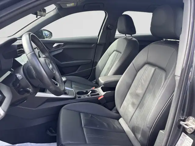 Audi A3 view 9