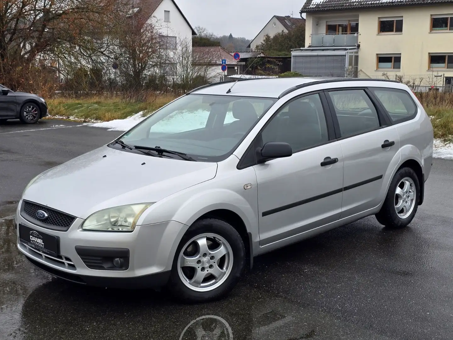 Ford Focus 1.6 Turnier Fun Silber - 2