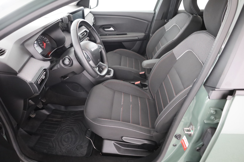 Dacia Jogger 1.0 TCE Extreme+ LED Navi Kamera 7-Sitzer L — photo 22