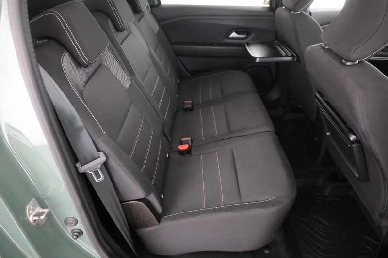 Dacia Jogger 1.0 TCE Extreme+ LED Navi Kamera 7-Sitzer L — photo 24
