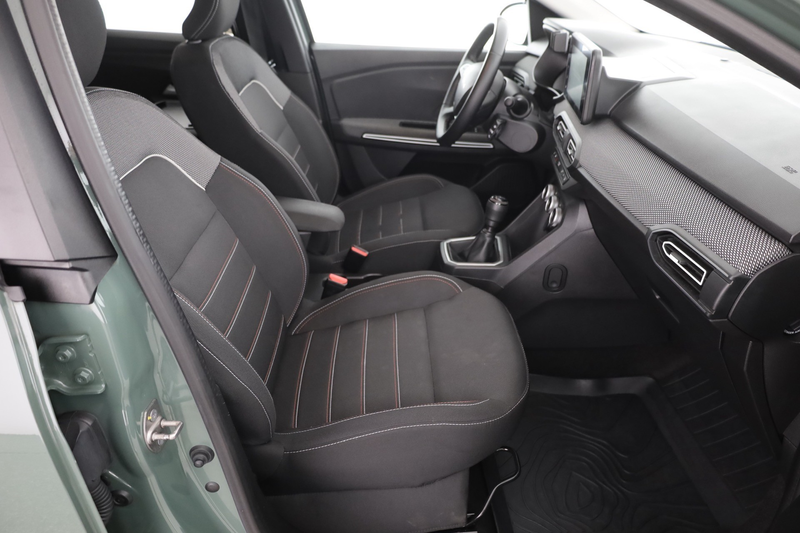 Dacia Jogger 1.0 TCE Extreme+ LED Navi Kamera 7-Sitzer L — photo 23