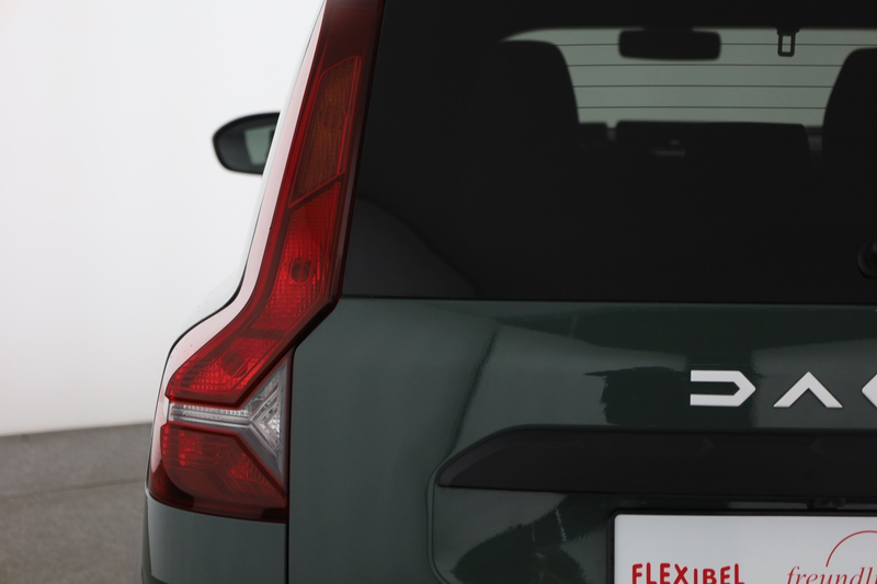 Dacia Jogger 1.0 TCE Extreme+ LED Navi Kamera 7-Sitzer L — photo 28