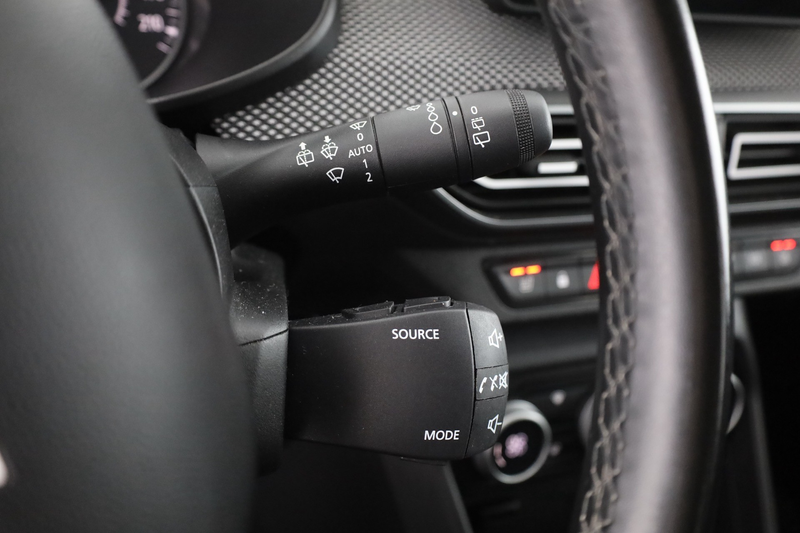 Dacia Jogger 1.0 TCE Extreme+ LED Navi Kamera 7-Sitzer L — photo 20