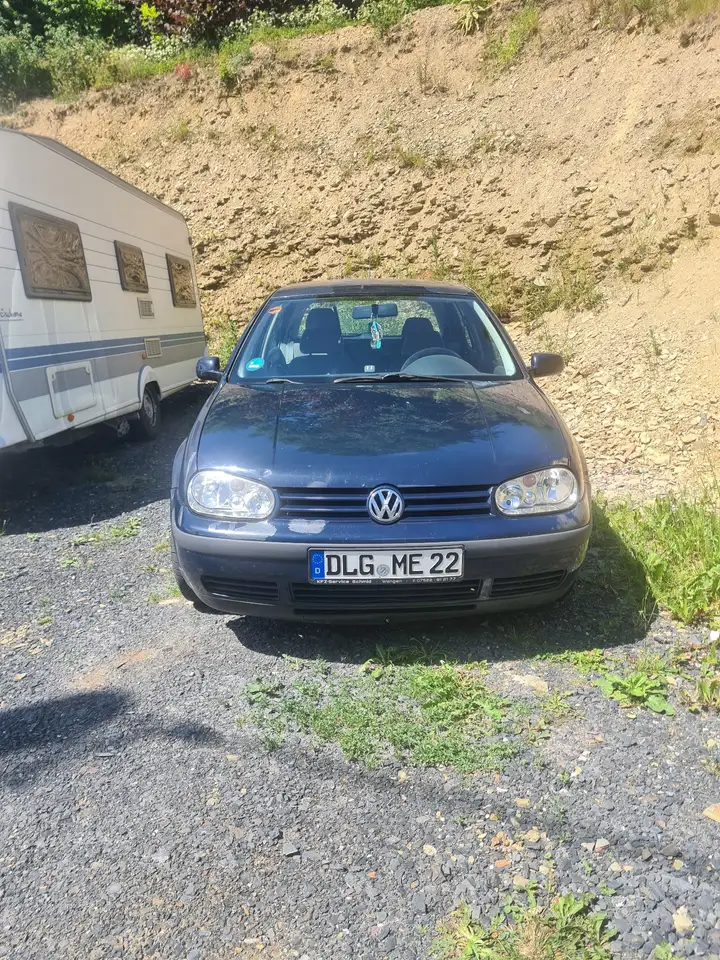 Volkswagen Golf 1.6 Highline, foto 1