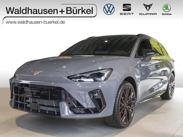 CUPRA Leon Sportstourer VZ 2.0 TSI Pano+Matrix+AHK+Nav