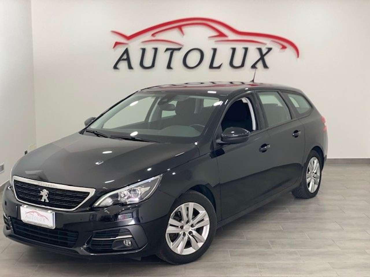 Peugeot 308 308 II 2018 SW SW 1.5 bluehdi Style s