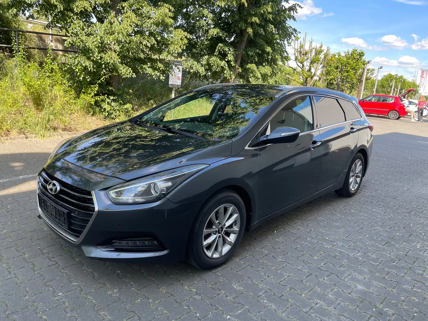 Hyundai i40 i40cw Diesel Kombi blue 1.7 CRDi Trend Grau - 1