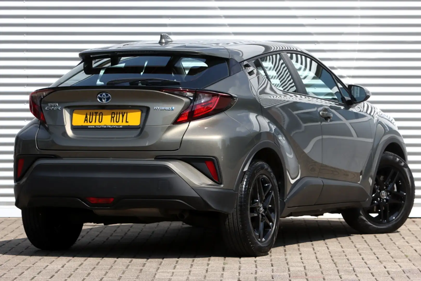 Toyota C-HR 1.8 Hybrid Active Navi / Camera / CarPlay Groen - 2