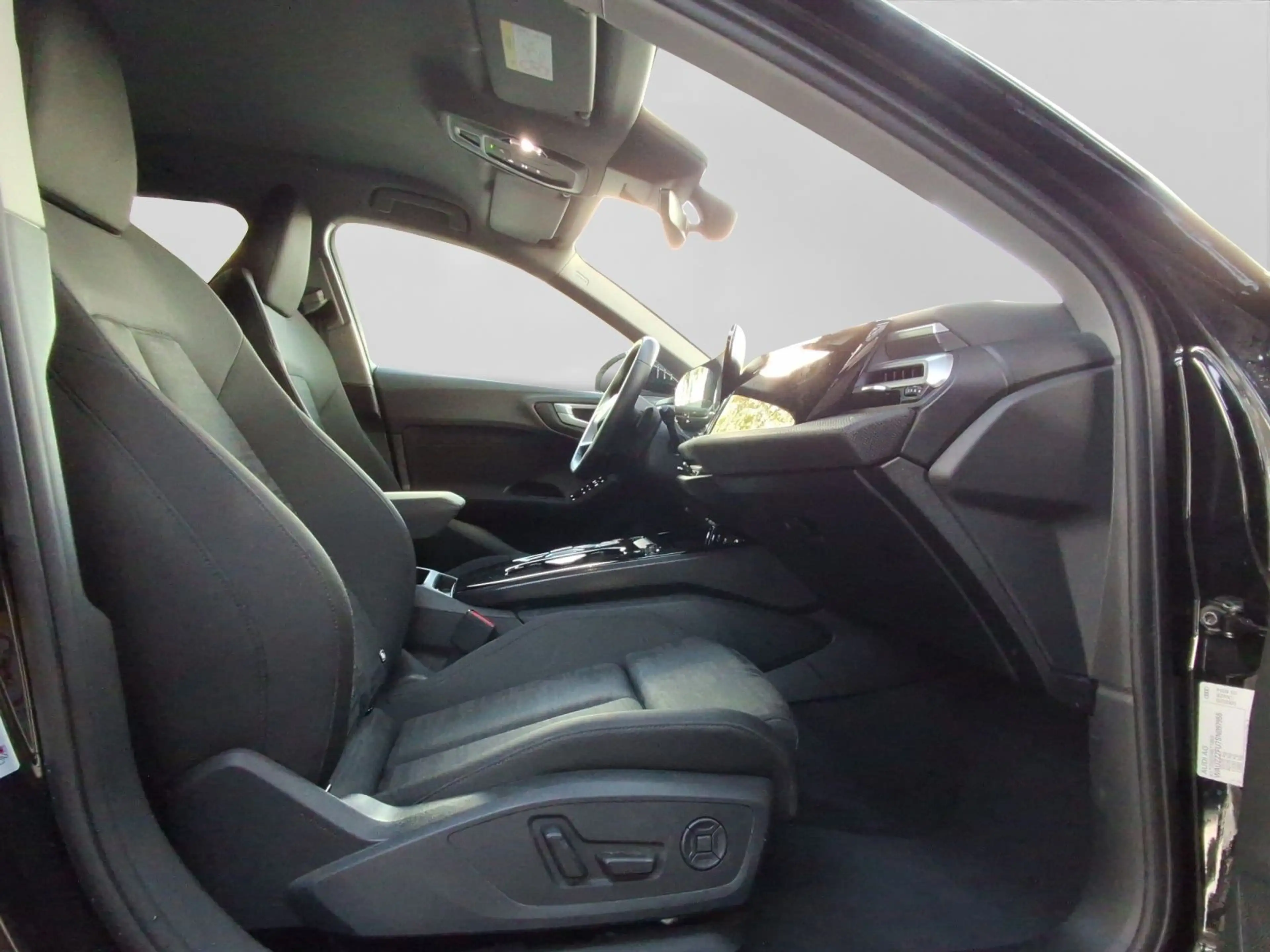 Audi A5 TFSI Q AHK LED+ LM18 KAMERA — photo 12