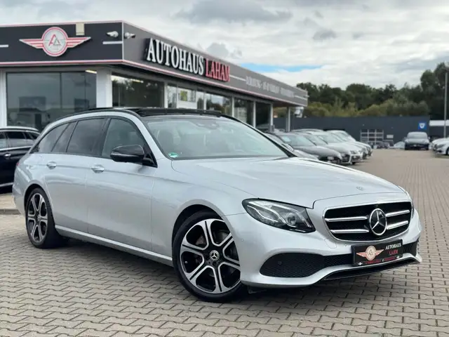 Mercedes-Benz E 300 d T"9G TRONIC"NIGHT PAKET"PANO"360°KAMERA"