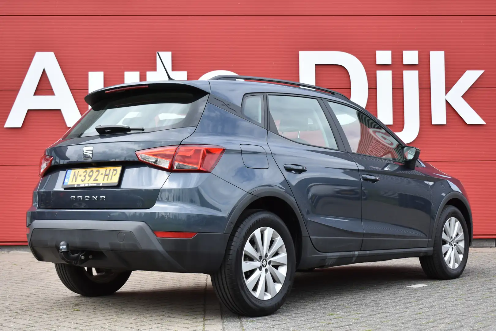 SEAT Arona 1.0 TSI Style Business Intense DSG | LED | Camera Grijs - 2