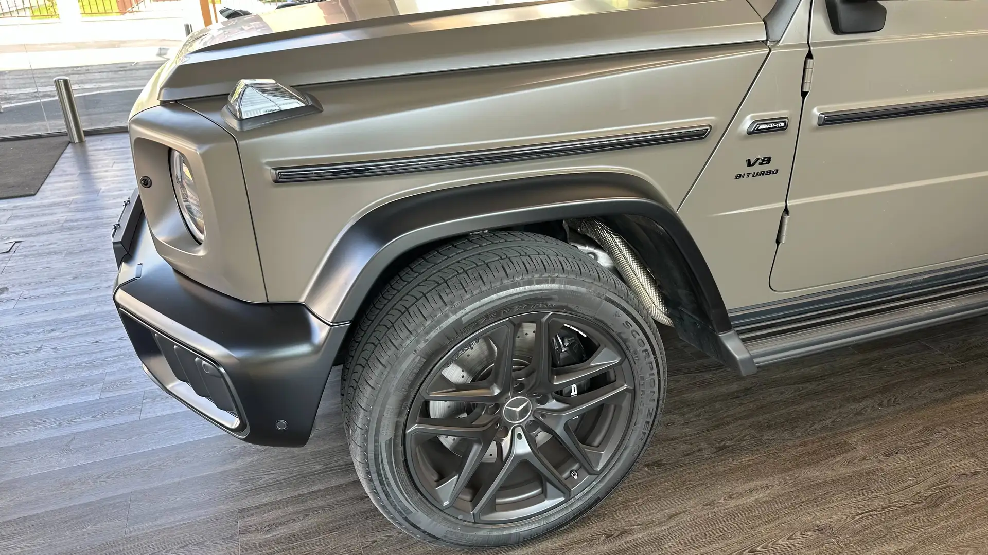 벤츠 G-Class 2026 베이지 사진 4