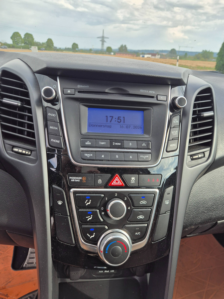 Hyundai i30 Coupe Design 1.4 3-türig — photo 12