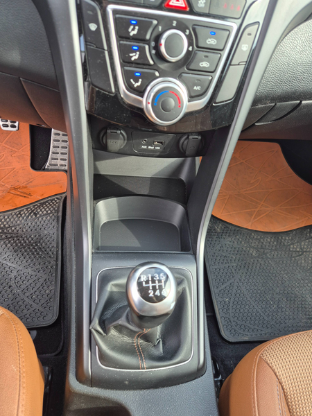 Hyundai i30 Coupe Design 1.4 3-türig — photo 13