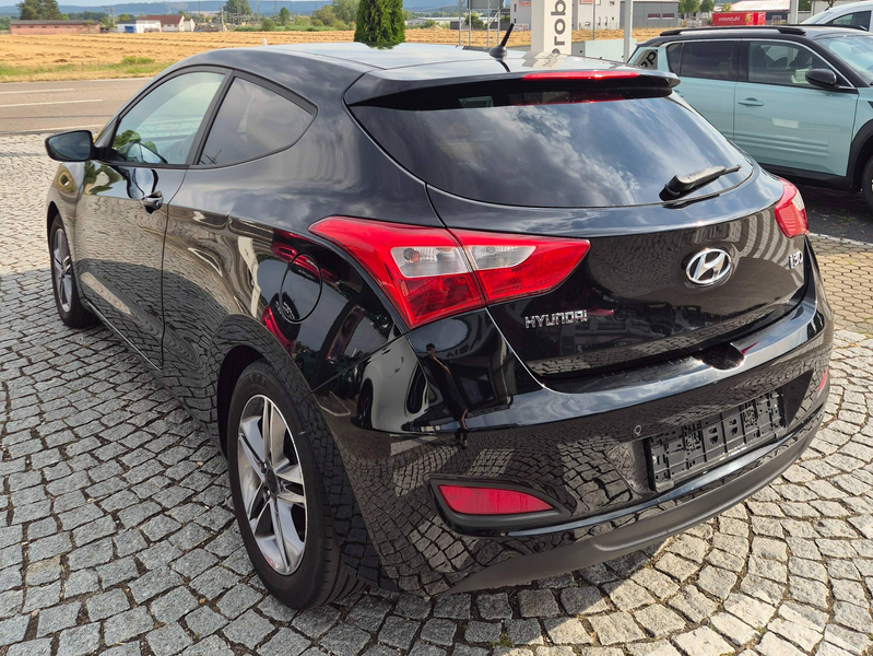 Hyundai i30 Coupe Design 1.4 3-türig — photo 5