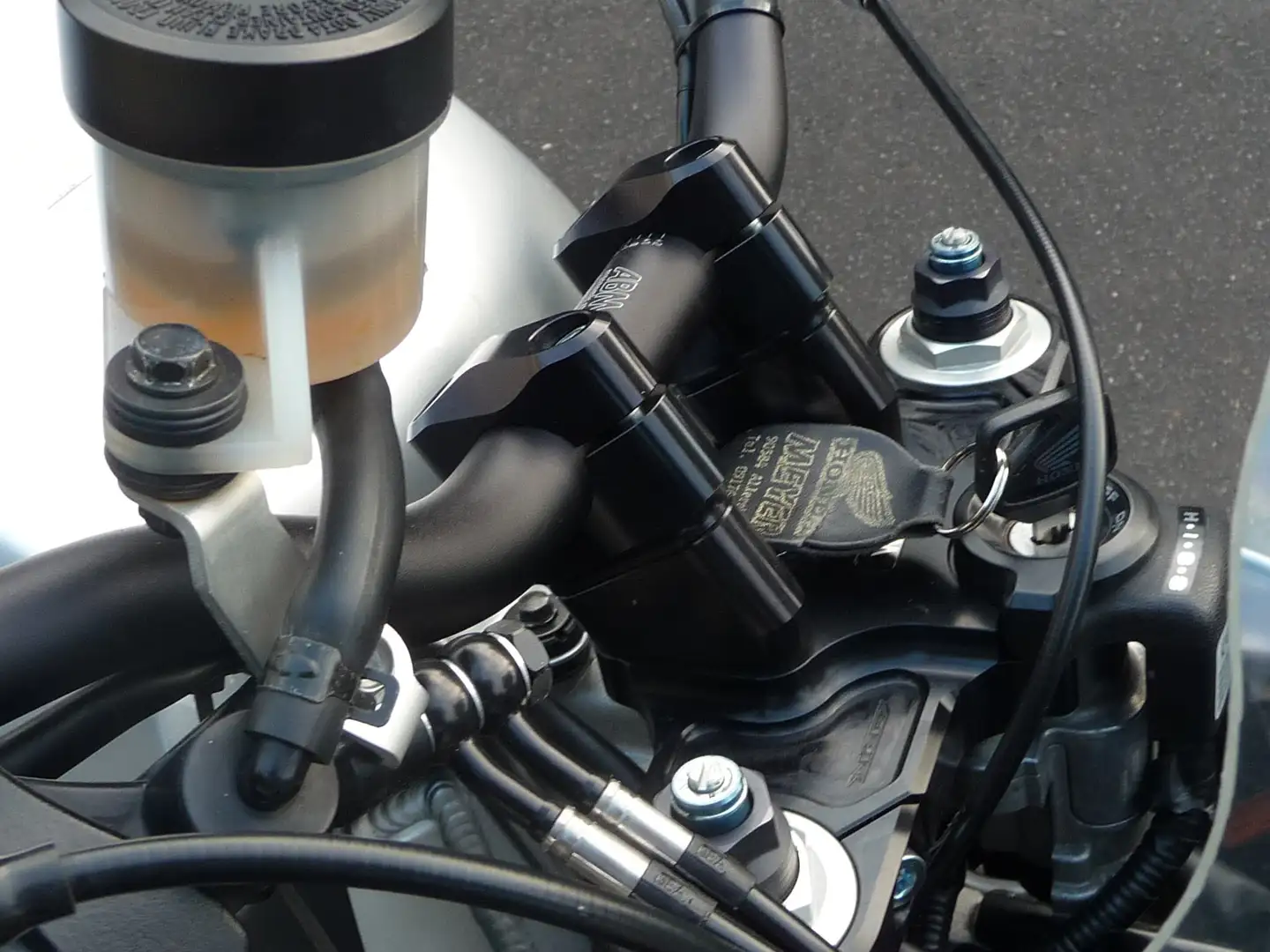 Honda CBR 900 SC44 Fireblade Argent - 1