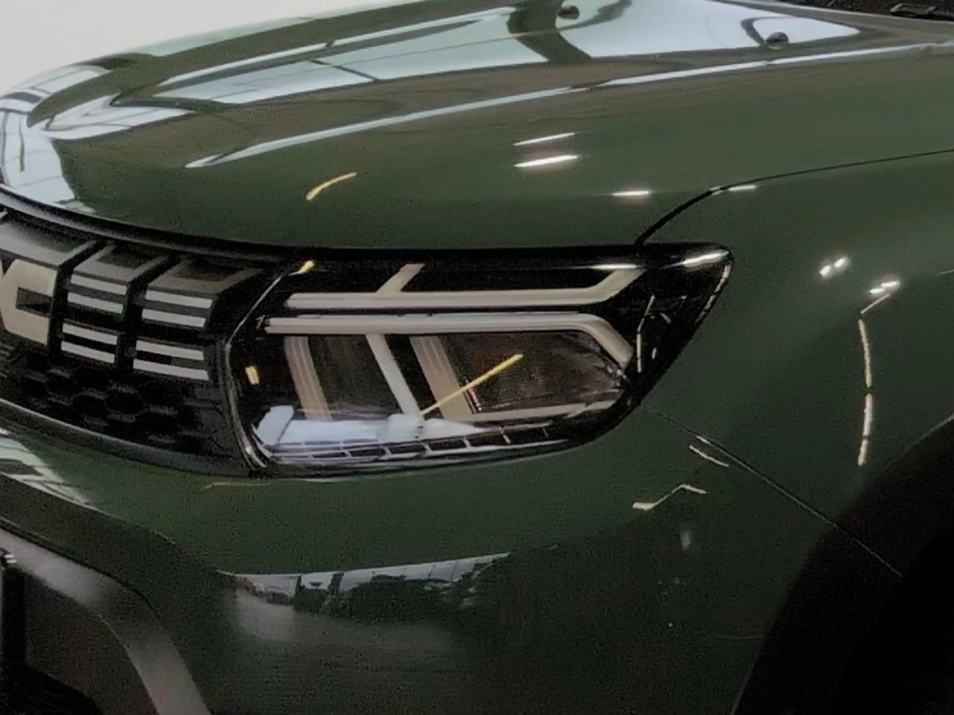 Dacia Duster Extreme 1.5L / Komfort-Paket / AHK — photo 13