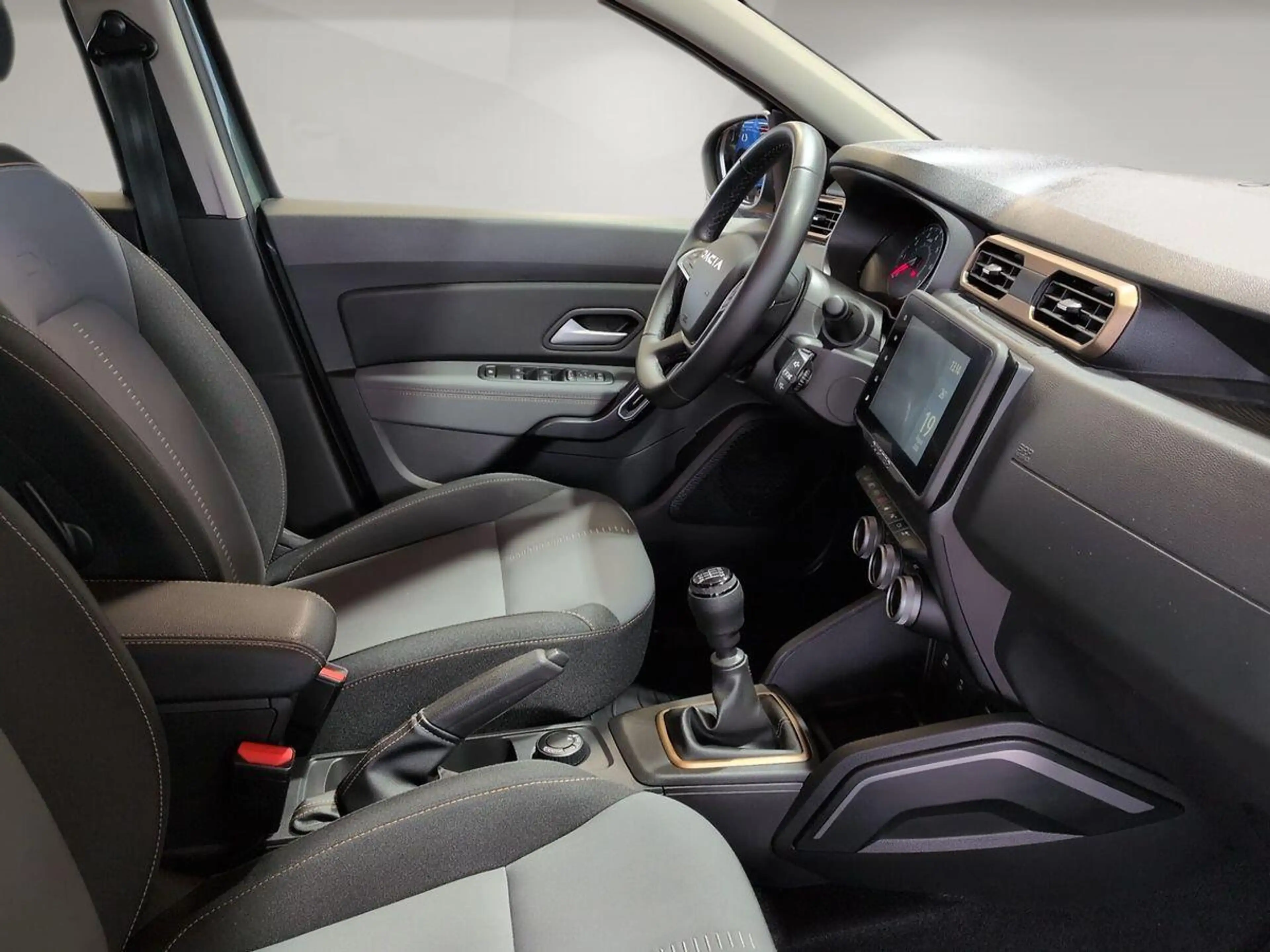 Dacia Duster Extreme 1.5L / Komfort-Paket / AHK — photo 6
