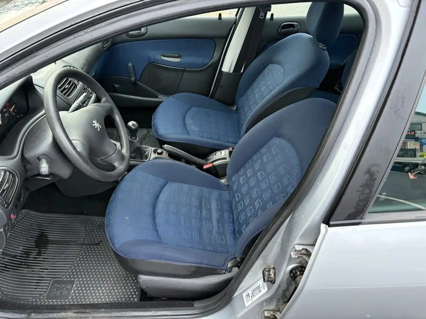 Peugeot 206 206 2.0 HDi XT - 2