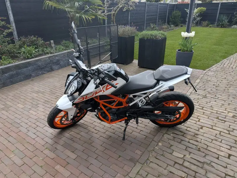 KTM 390 DUKE - foto 4