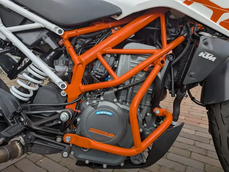 KTM 390 DUKE - foto 8