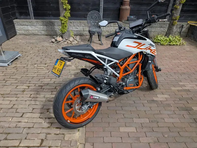 KTM 390 DUKE - foto 2