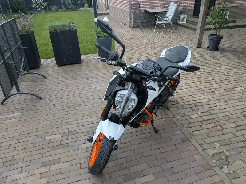 KTM 390 DUKE - foto 5