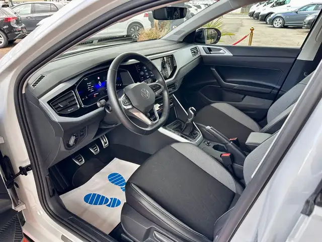 Volkswagen Taigo view 11