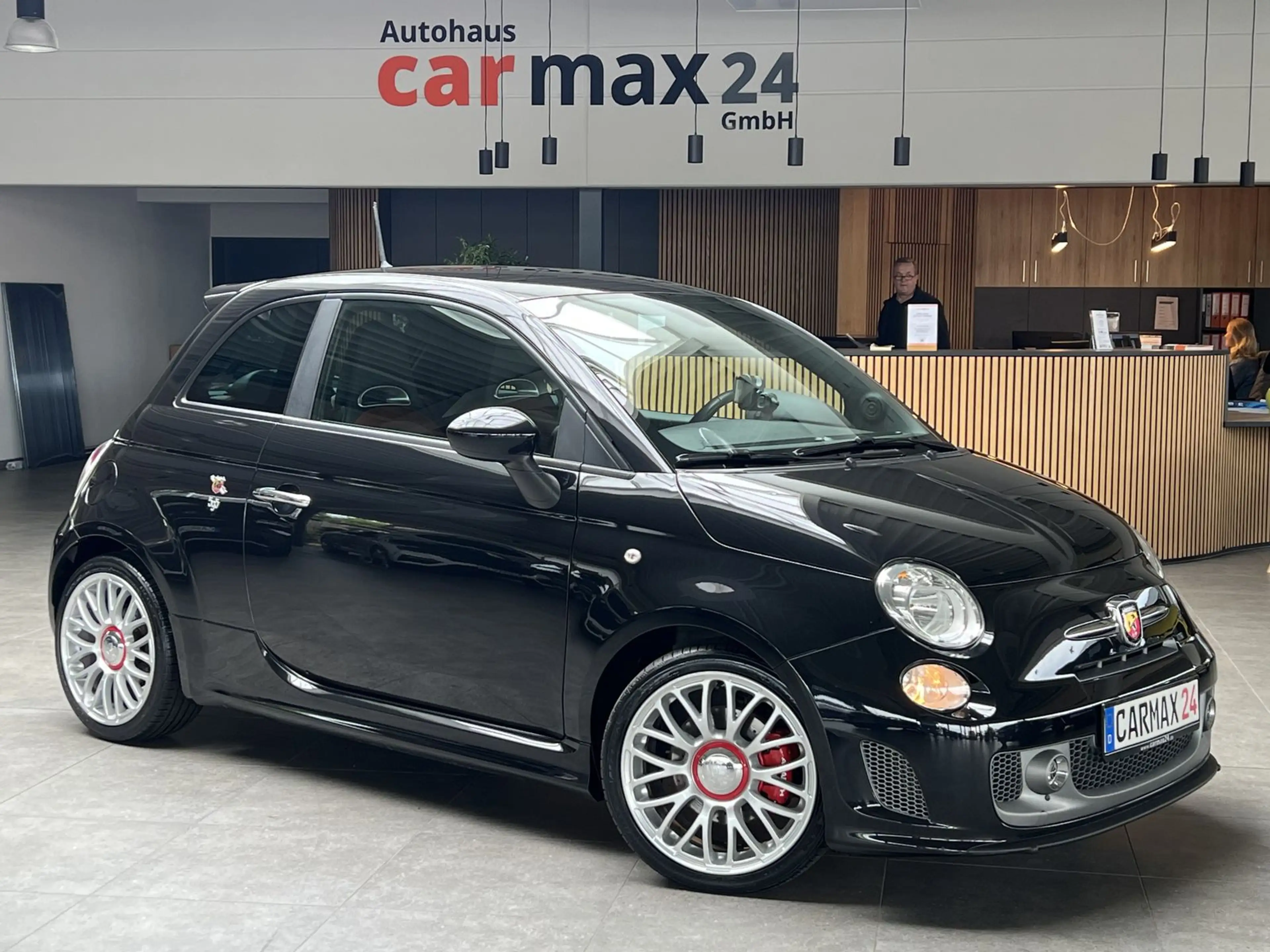 Abarth 595 Turismo 1.4 T-JET Aut. 595 Turismo Navi PDC